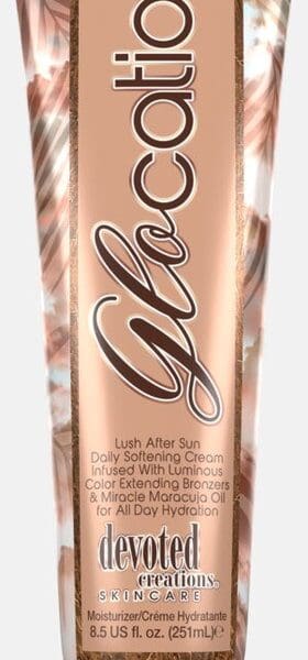Glocation moisturizer met bronzers van Devoted Creations 251 ml